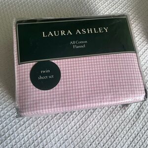 Laura Ashley Pink Gingham Twin Flannel Sheet Set Brand new